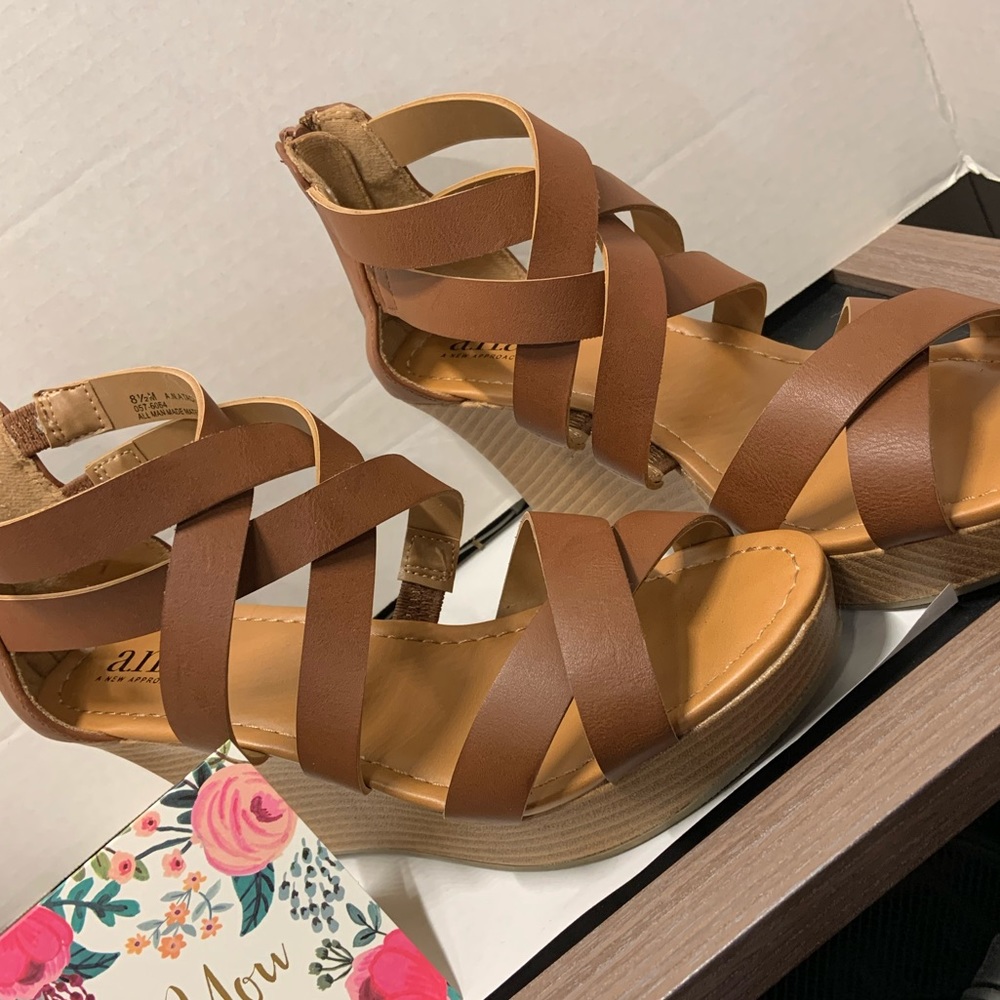 Wedge sandals